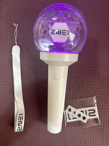 2ne1 official light - light, stick
